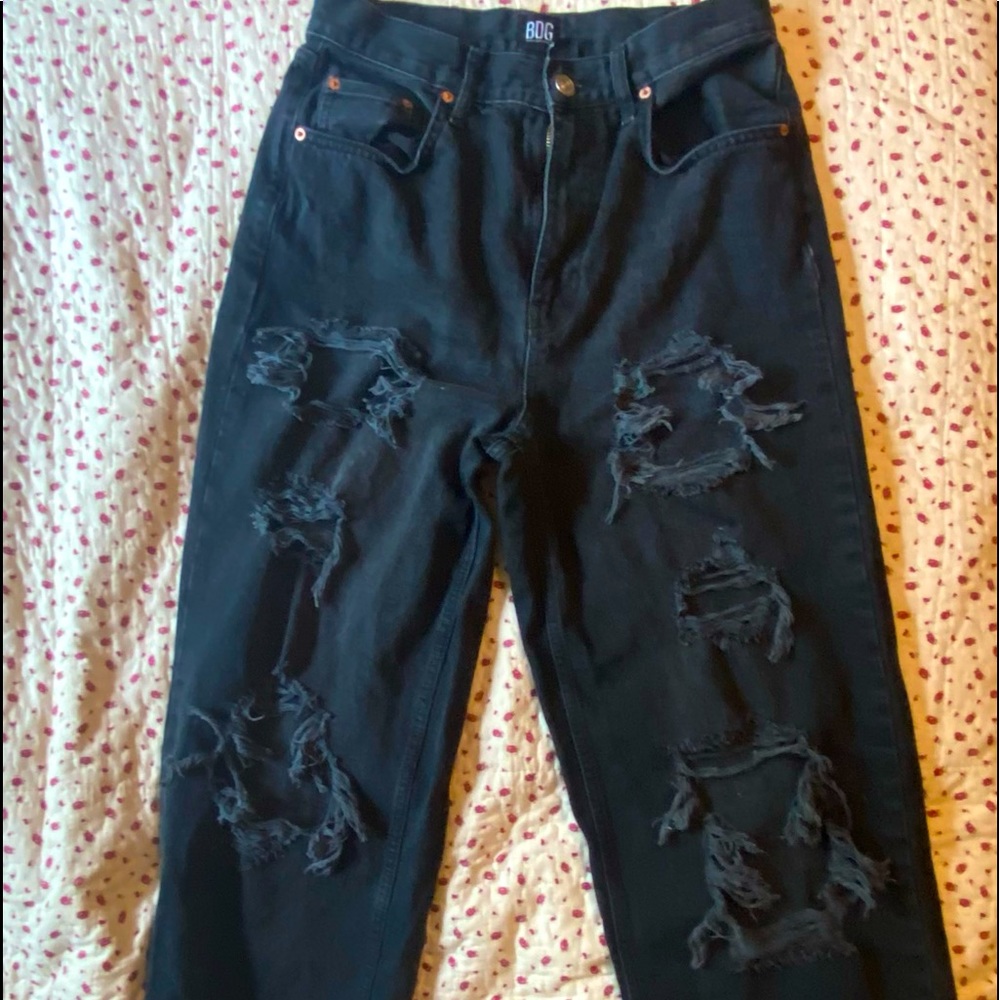 Worn Once Ripped Baggy Jeans